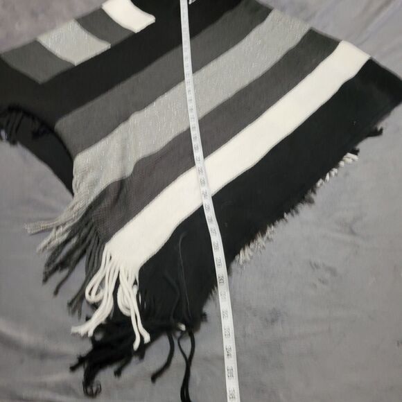 Janice Poncho Womens Medium Black White Striped One Size Shirt Square Fringe Top - Picture 9 of 11